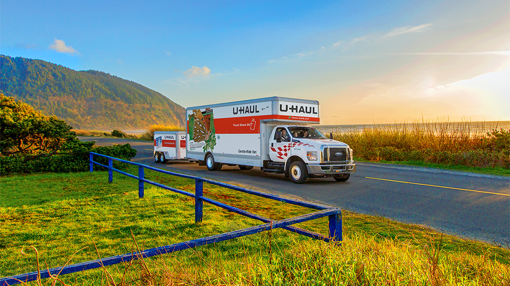 Are you moving to or within the Alamo Ranch area in Texas? Look no further than Uhaul for all your moving and storage needs! With convenient locations servicing not only Alamo Ranch but also Medina, Castroville, Hondo and surrounding communities, Uhaul is here to make your move as smooth and stress-free as possible. At Uhaul, we understand that moving can be a stressful and overwhelming experience. That’s why we strive to provide convenient and reliable services to make your move as smooth as possible. Our Rio Medina location is open 6 days a week for your convenience and our customer service team is always ready to assist you with any questions or concerns you may have.